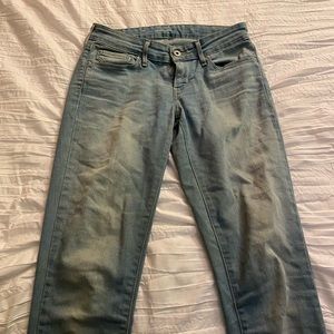 Levi’s Skinny Mid Rise